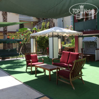 El Latino Hotel 