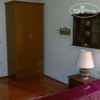 Porto Ceneviz Pension