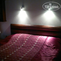 Porto Ceneviz Pension