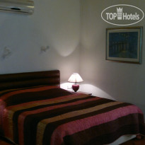 Porto Ceneviz Pension