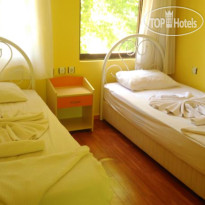 Artemis Hotel