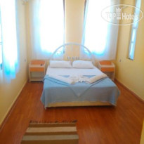 Artemis Hotel