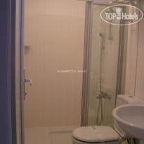 Blue & White Hotel