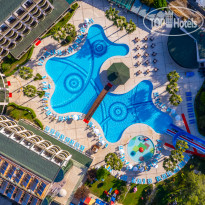 ОТКРЫТЫЙ ОСНОВНОЙ БАССЕЙН в Eldar Resort 4*