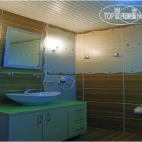 Nerissa Hotel 