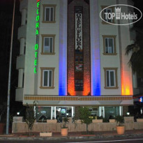 Nasa Flora Отель вечером