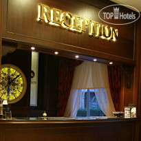 Latanya Palm Hotel 