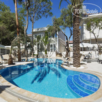 Elegance East Hotel