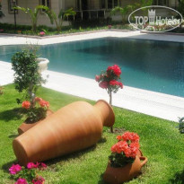 Roza Apartments