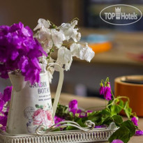 UpperHouse Hotel