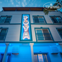Puya Hotel