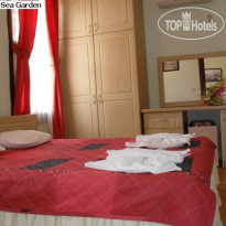 Blue Sea Garden Family Hotel