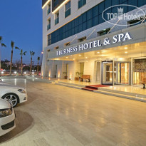 B Business Hotel & Spa 