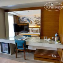 B Business Hotel & Spa 