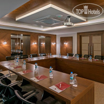 B Business Hotel & Spa