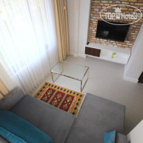 Delight Deluxe Aparts 