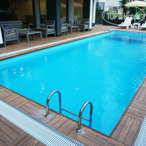Ramona Hotel