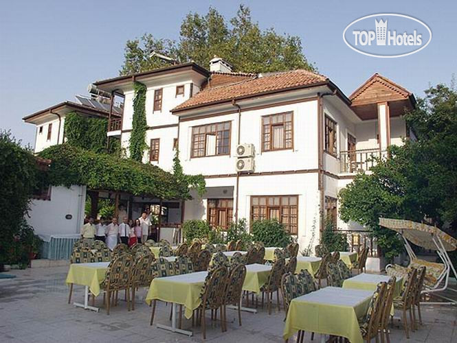 Hotel photo Karyatit 3*