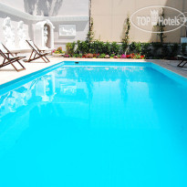 Triana Hotel