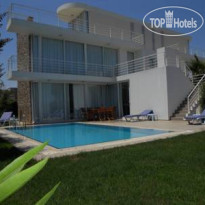 Novron Feronia Villas 