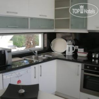 Novron Feronia Villas 