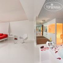 Adam & Eve Hotel
