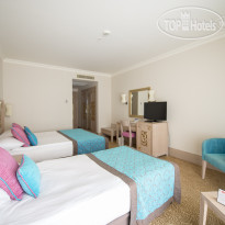 Crystal Family Resort & Spa