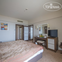 Crystal Family Resort & Spa