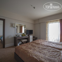 Crystal Family Resort & Spa