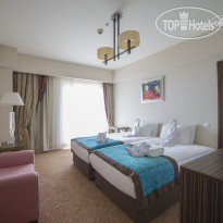 Crystal Family Resort & Spa