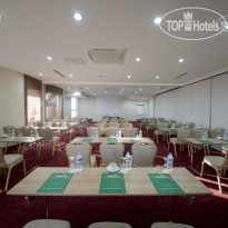 Limak Arcadia Sport Resort Hotel 