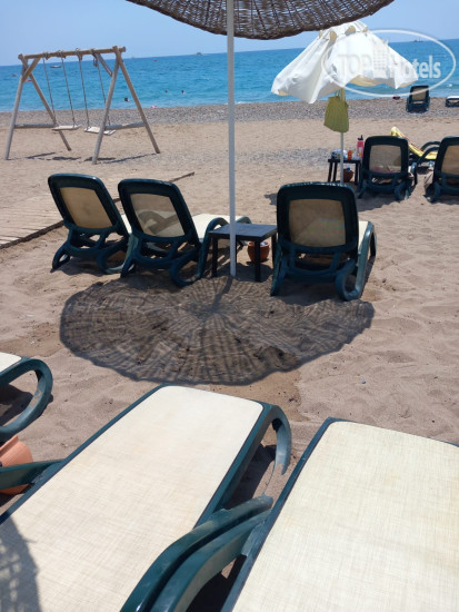 Пляж в Berry Blue Hotels 5*