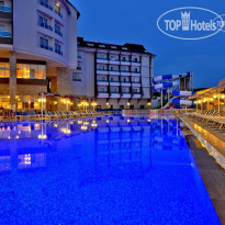 Ramada Resort Side