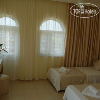 As Queen Beach Hotel
