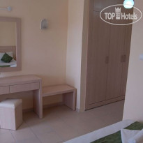As Queen Beach Hotel