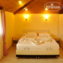 Kalia Beach Hotel Side