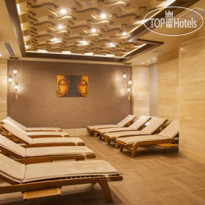 Dream World Aqua Resort & Spa 