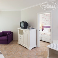 Iz Flower Side Beach 