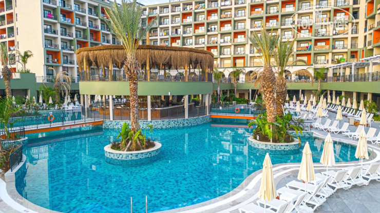 Hotel photo Dream Fun World 5*
