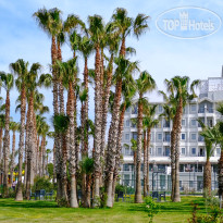 Royal Atlantis Beach