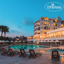 Royal Atlantis Beach