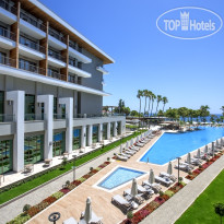 Acanthus & Cennet Barut Collection