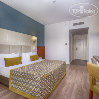 Side Crown Palace Economy room