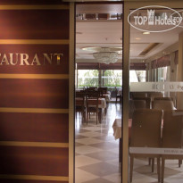 Adella Side Hotel 