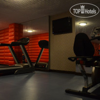 Adella Side Hotel 