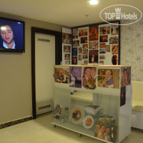 Adella Side Hotel 