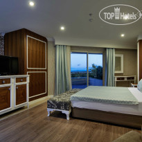 Crystal Sunset Luxury Resort & Spa 