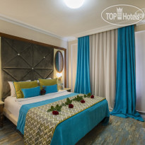 Club Big Blue Suit Hotel 