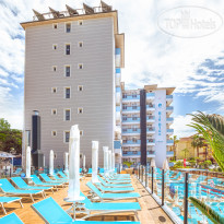 Club Big Blue Suit Hotel 