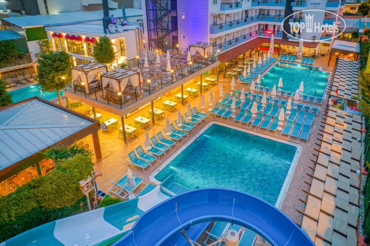 Hotel photo Club Big Blue Suit Hotel 4*